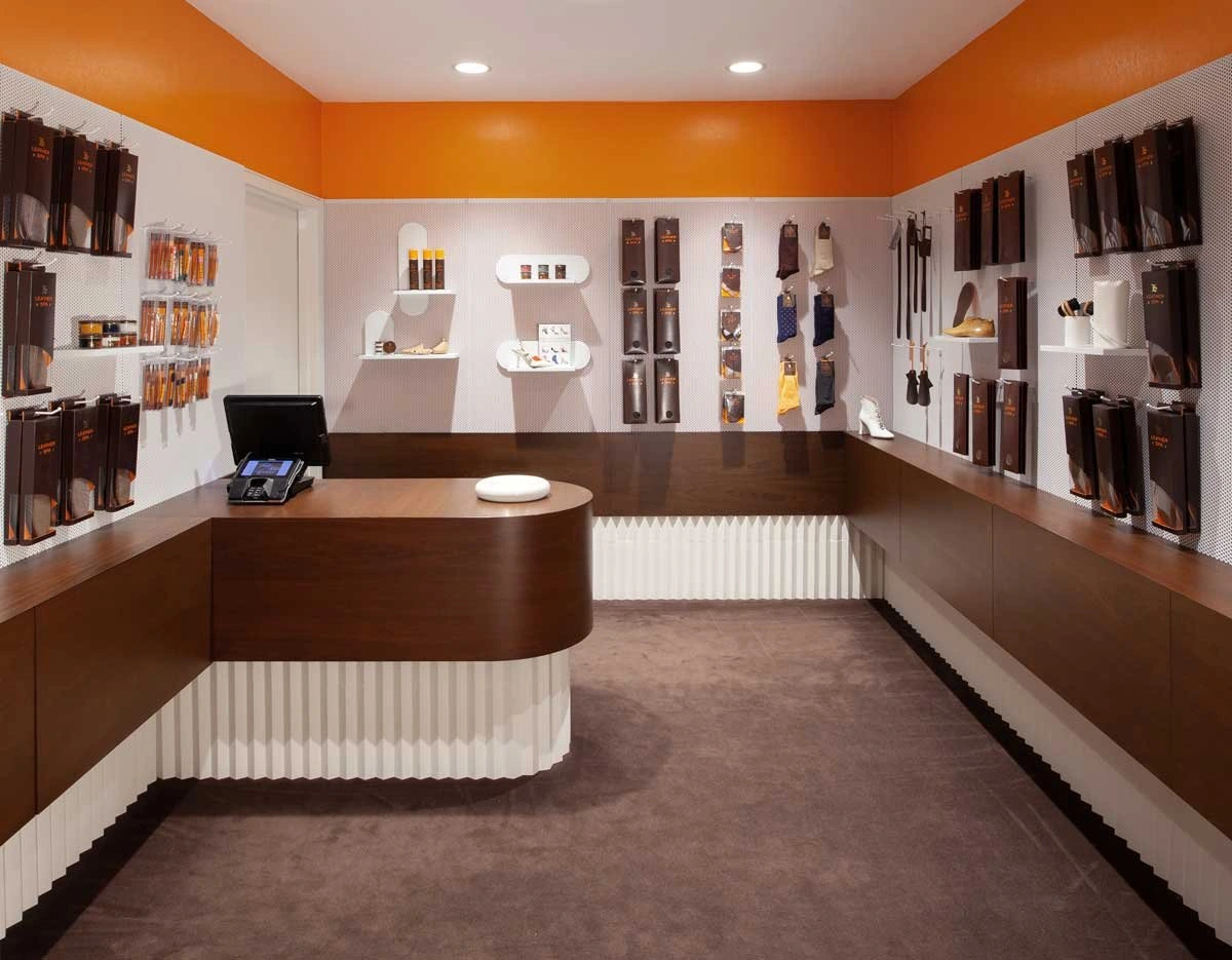 Thi công shop điện thoại uy tín tại Đà Nẵng 3 Thi công shop điện thoại uy tín tại Đà Nẵng