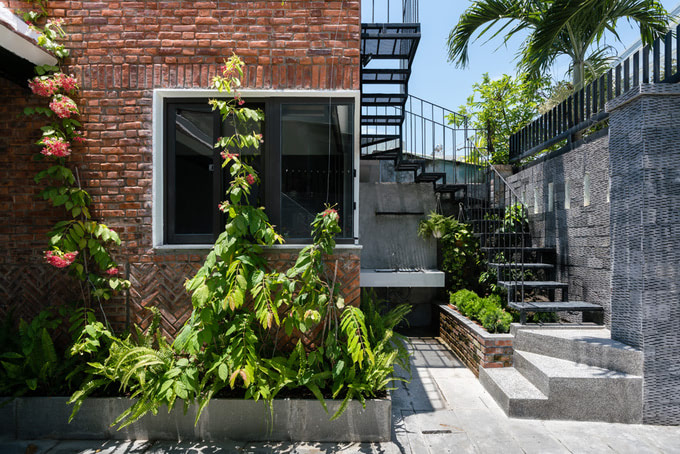 12 2 - Ngôi nhà Đà Nẵng mới lạ dù dùng toàn nội thất cũ 12 2 - Ngôi nhà Đà Nẵng mới lạ dù dùng toàn nội thất cũ