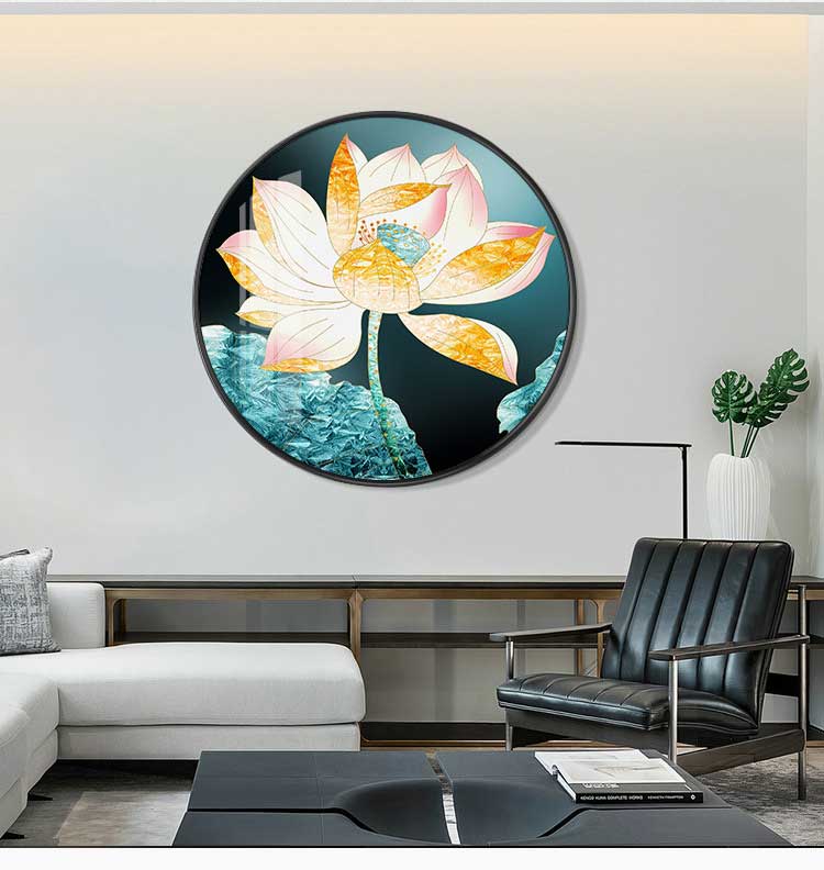 Tranh tráng gương hoa sen Hà Giang