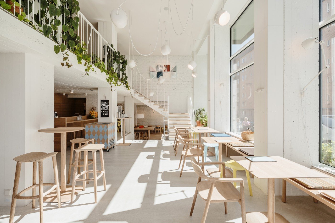 Thi Công Quán Cafe Giá Rẻ Ở Quảng Ngãi 3 thi công quán cafe giá rẻ ở Quảng Ngãi