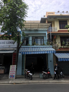 1 1 1 - Thiết kế thi công trọn gói showroom shop cửa hàng Hội An Mobile