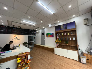 2 5 - Thiết kế thi công trọn gói showroom shop cửa hàng Hội An Mobile