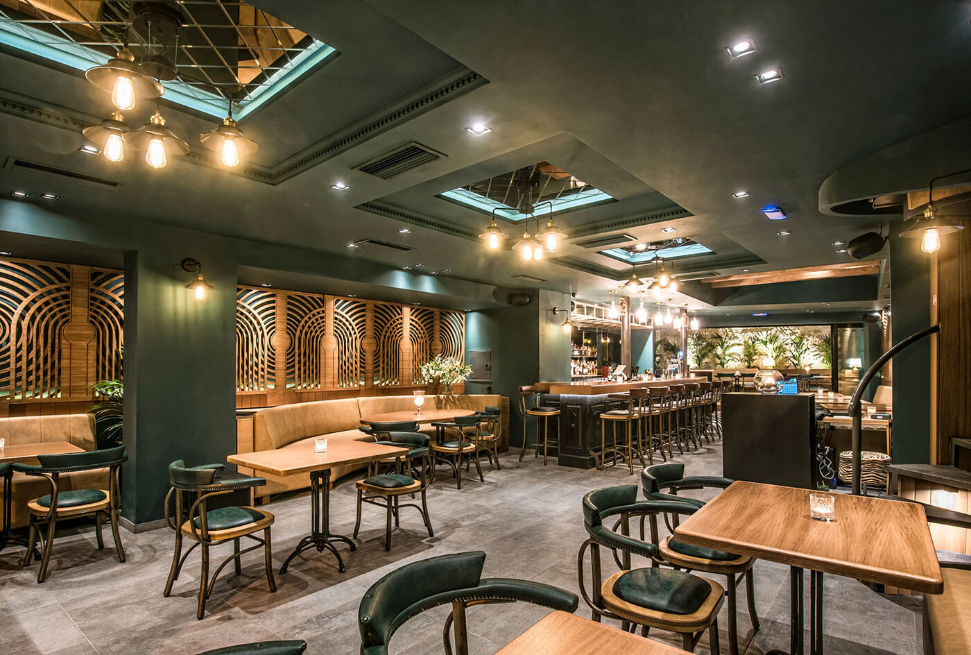 Thi công thiết kế mẫu quán cafe sang trọng 300m2 chỉ 270 triệu ở Vũng Tàu 2 mẫu quán cafe sang trọng 300m2 chỉ 270 triệu ở Vũng Tàu