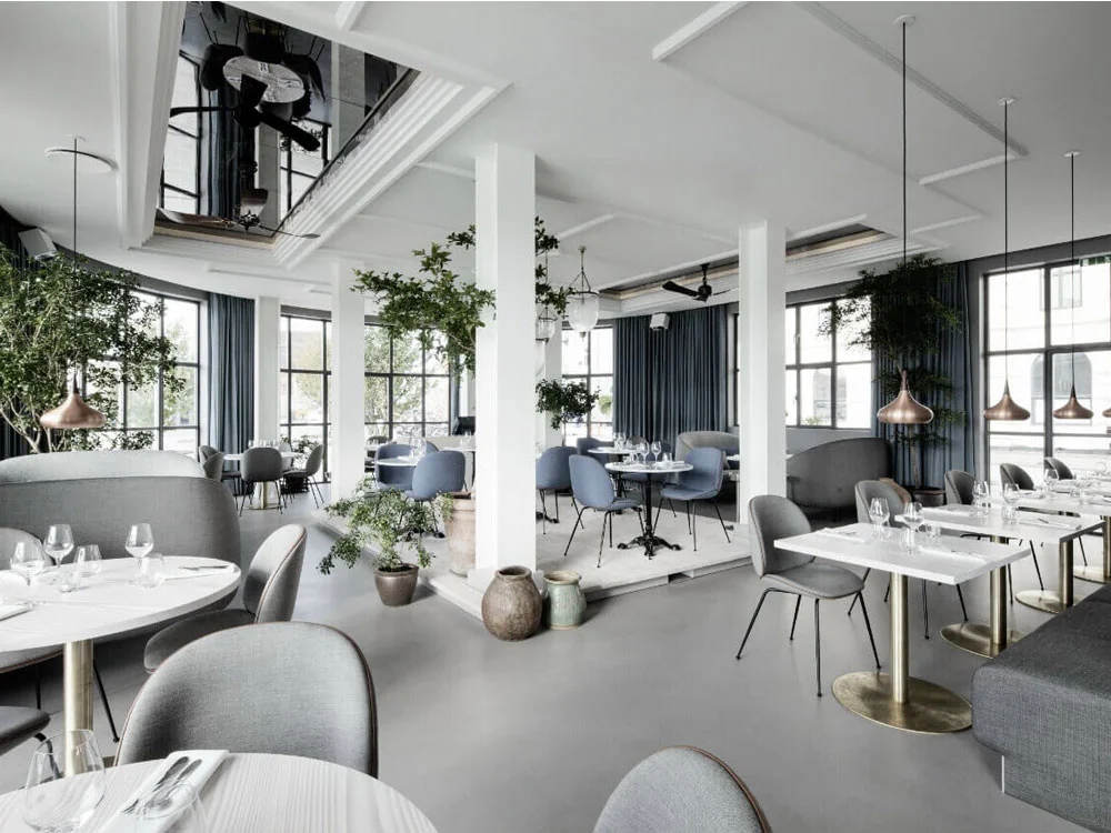 thi công thiết kế quán cafe Châu Âu 100m2 chỉ 140 triệu ở TPHCM thi công thiết kế quán cafe Châu Âu