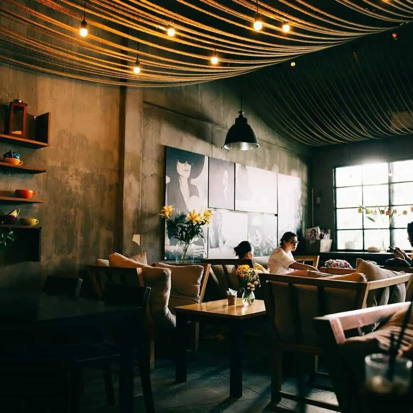 thi công thiết kế quán cafe vintage 30m2 chỉ 100 triệu ở Đà Nẵng ohadecor