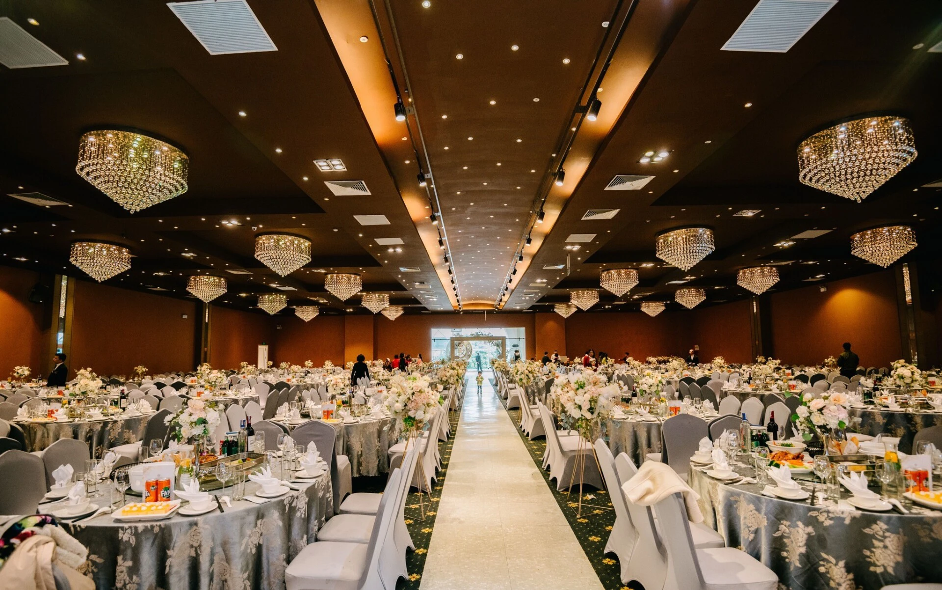 Thiết kế thi công nhà hàng tiệc cưới Quy Nhơn