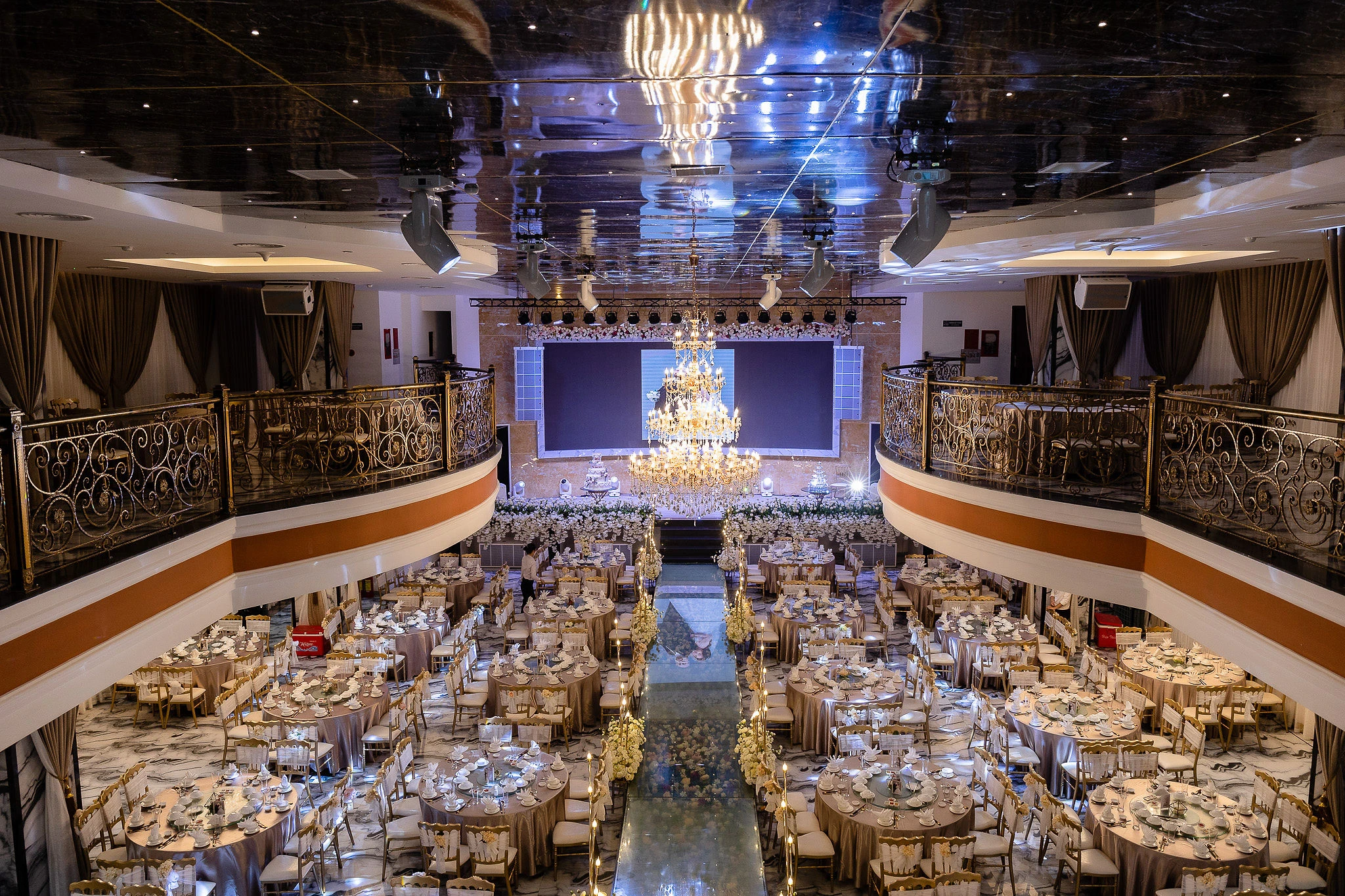 Thiết kế thi công nhà hàng tiệc cưới Quy Nhơn 1 Thiết kế thi công nhà hàng tiệc cưới Quy Nhơn