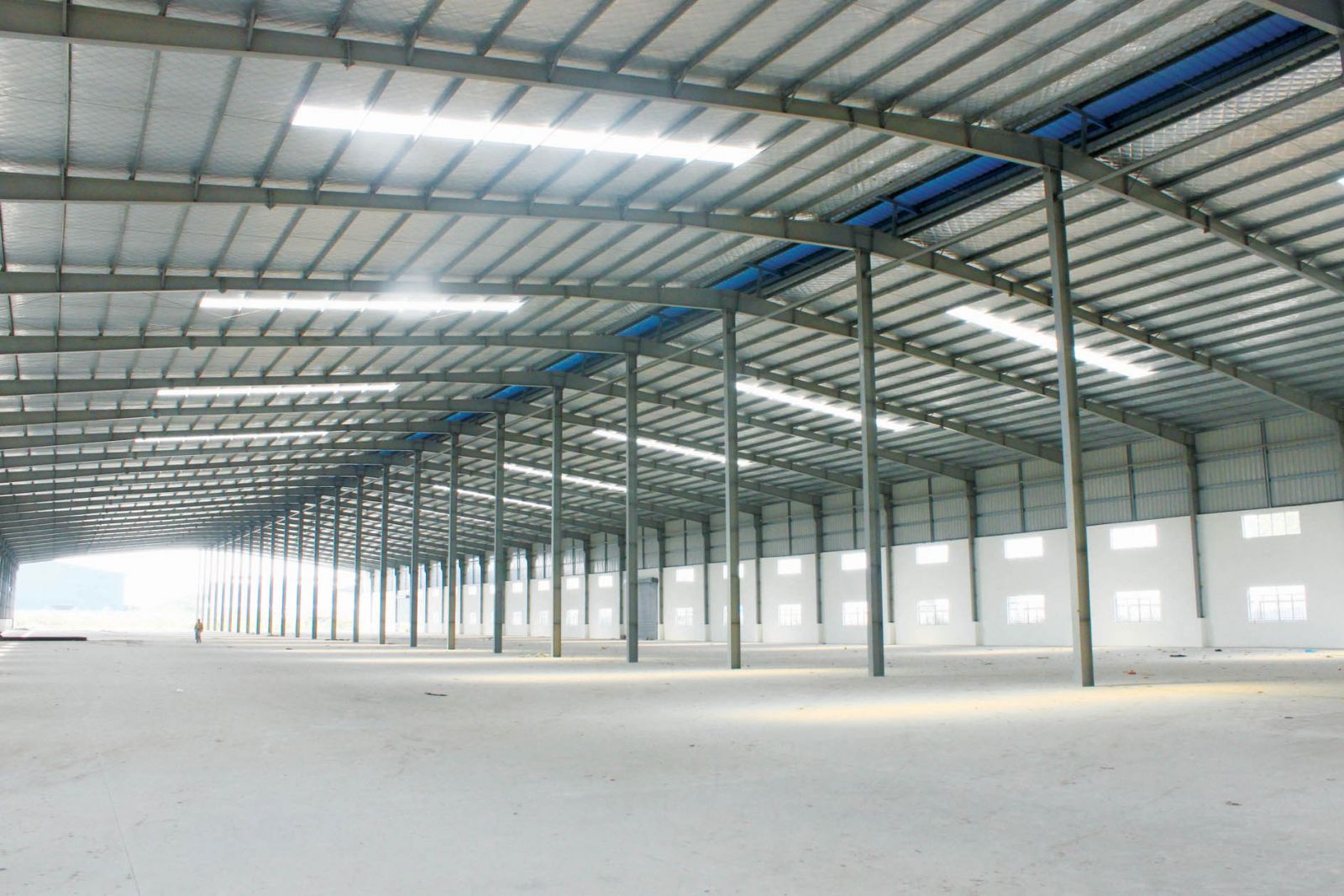 Thi Công Nhà Xưởng Khung Thép Tiền Chế Đà Nẵng 4 Thi công nhà xưởng khung thép tiền chế Đà Nẵng