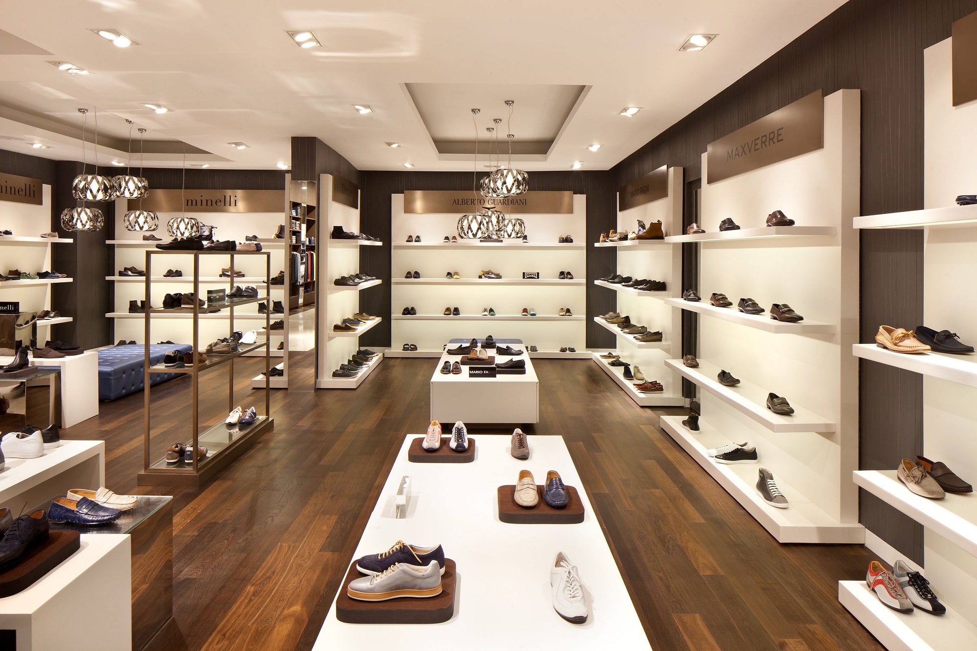 Thi công shop giá rẻ Đà Nẵng - Chất lượng đảm bảo, giá cả phải chăng 6 Thi công shop giá rẻ Đà Nẵng