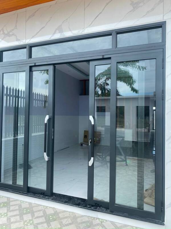 Cửa Trượt 4 Cánh Nhôm Xingfa: Giải Pháp Hoàn Hảo Cho Không Gian Hiện Đại Hà Nội 2 Cửa trượt 4 cánh nhôm Xingfa