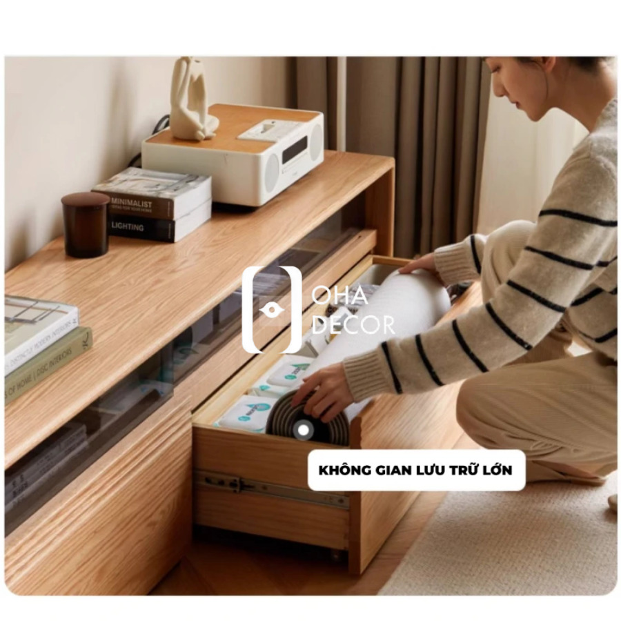 Tủ tivi kệ tv gỗ tự nhiên Đà Nẵng mang vẻ đẹp tinh tế, ấm cúng, nâng tầm phòng khách. Tủ Tivi Kệ TV Gỗ Tự Nhiên Hà Nội