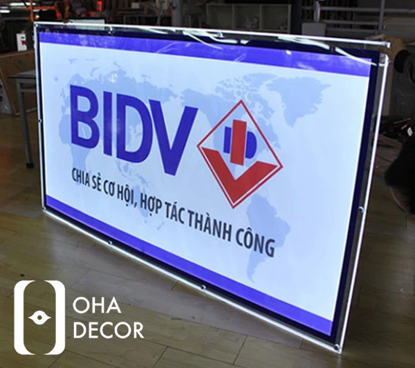 backlit film hộp đèn quảng cáo Huế