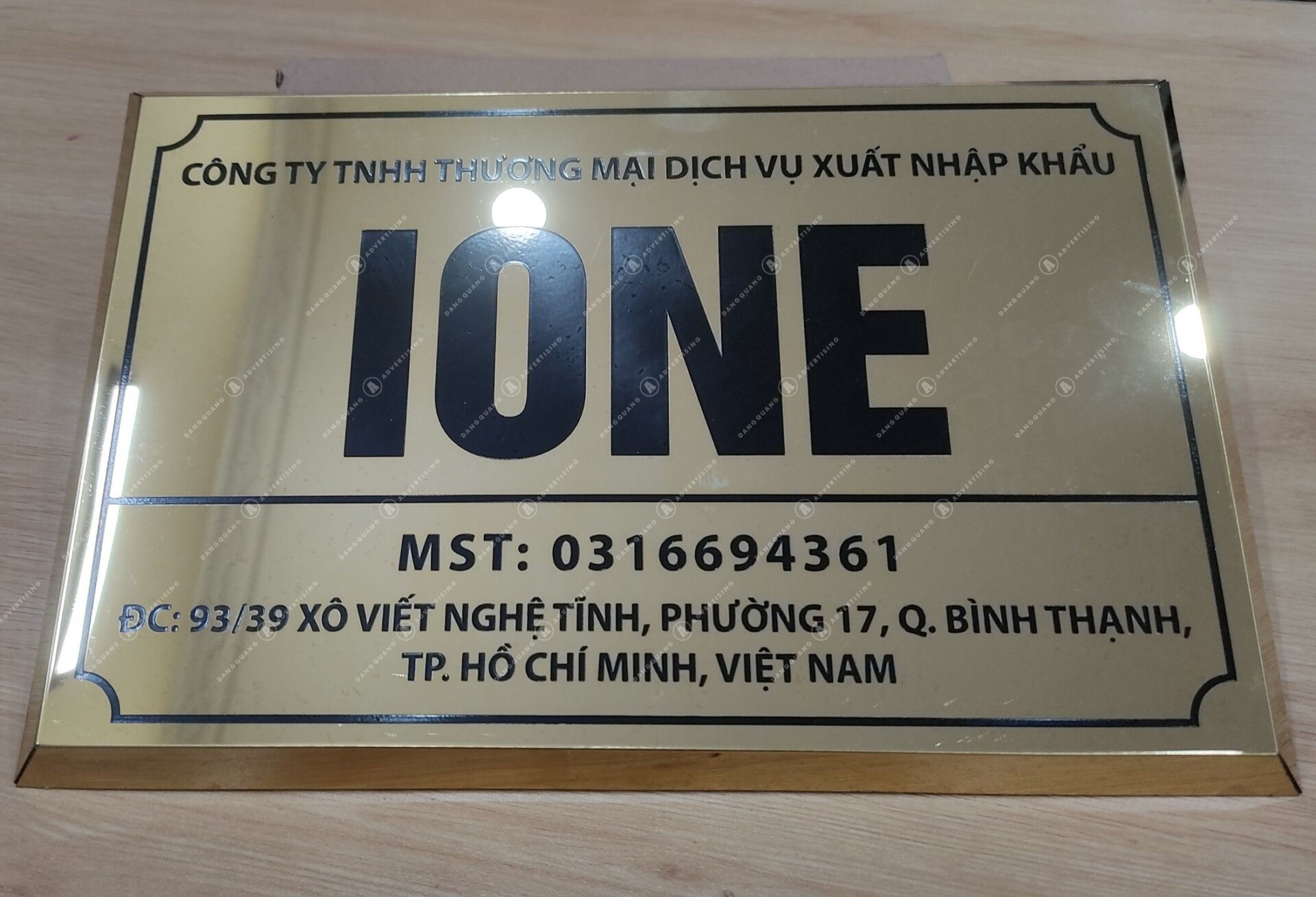 Mô tả: In bảng hiệu inox quán ăn Hải Phòng chịu thời tiết khắc nghiệt, bền bỉ lâu dài In bảng hiệu inox quán ăn Hải Phòng 2025: Bí quyết thu hút thực khách đầu tiên