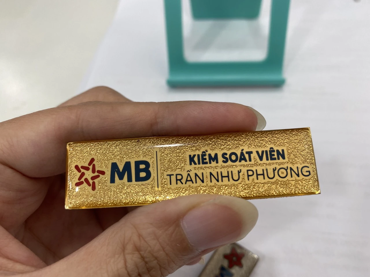In bảng tên nhân viên mica Quy Nhơn