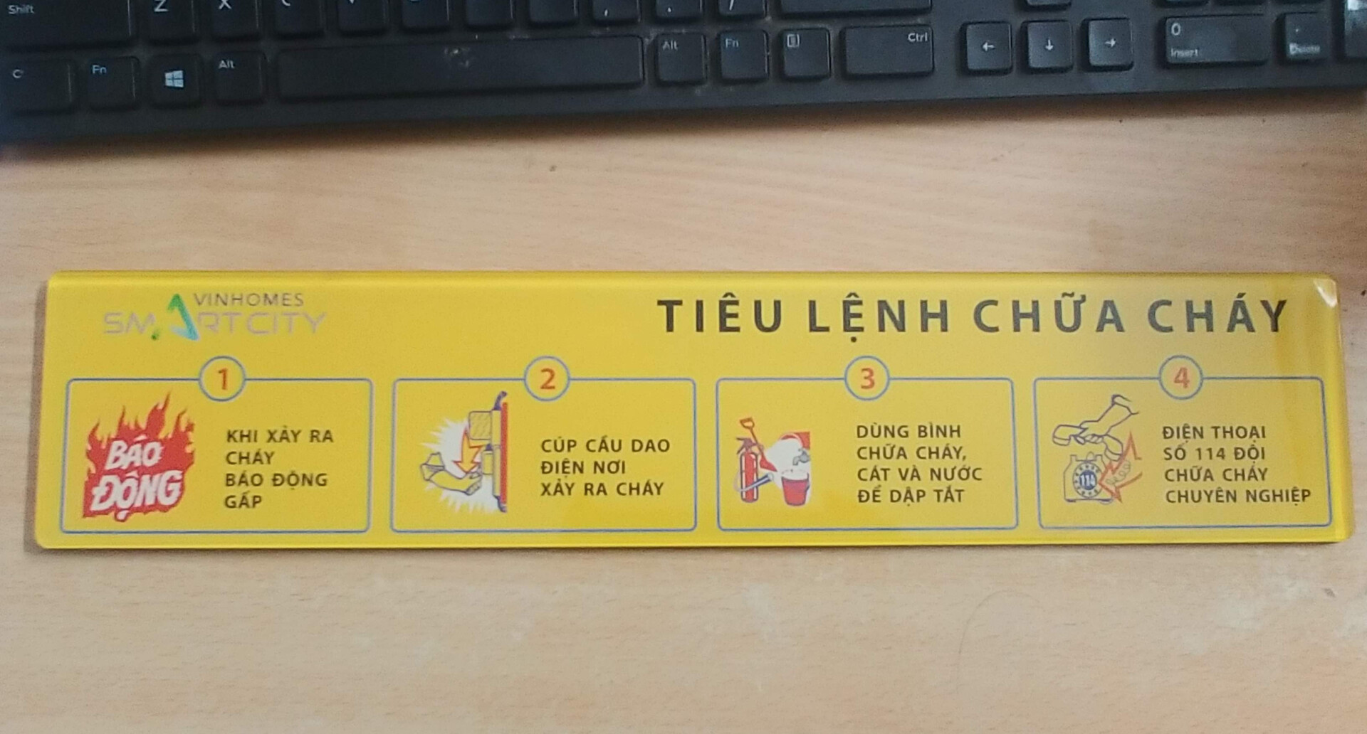 In mica theo yêu cầu giá rẻ Hải Phòng – Đáp ứng mọi nhu cầu quảng cáo và trang trí năm 2025 5 In mica theo yêu cầu giá rẻ Hải Phòng