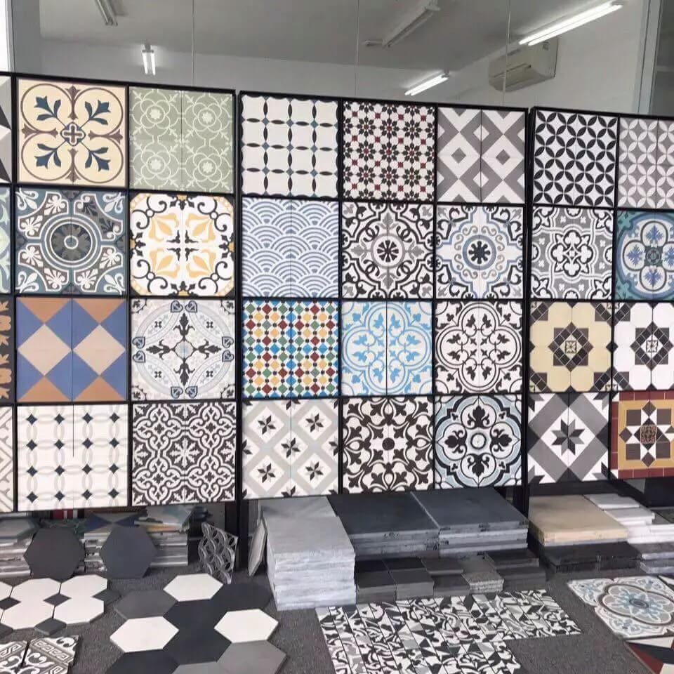 Top 5 Mẫu In UV Bảng Gạch Spa Huế Được Ưa Chuộng Nhất Năm 2025 1 in UV bảng gạch spa Huế