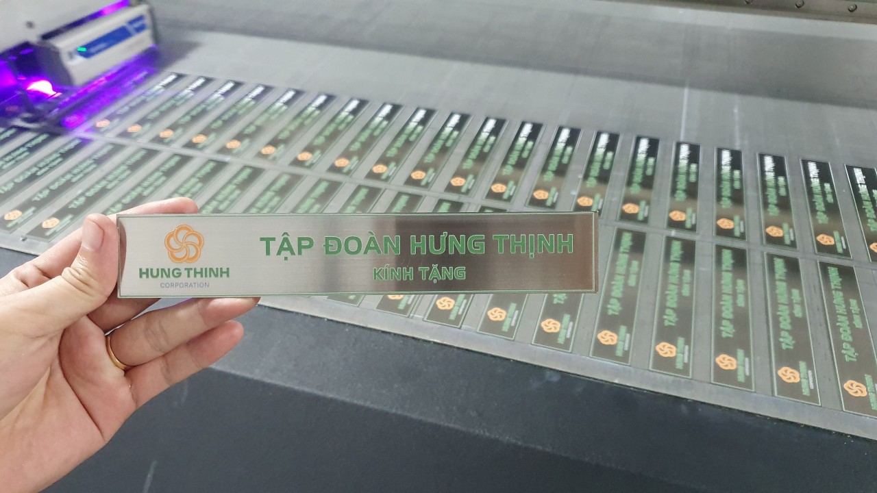 Top 6 Mẫu In UV Inox Nghệ Thuật Hưng Yên Được Ưa Chuộng Nhất Năm 2025 4 in UV inox nghệ thuật Hưng Yên
