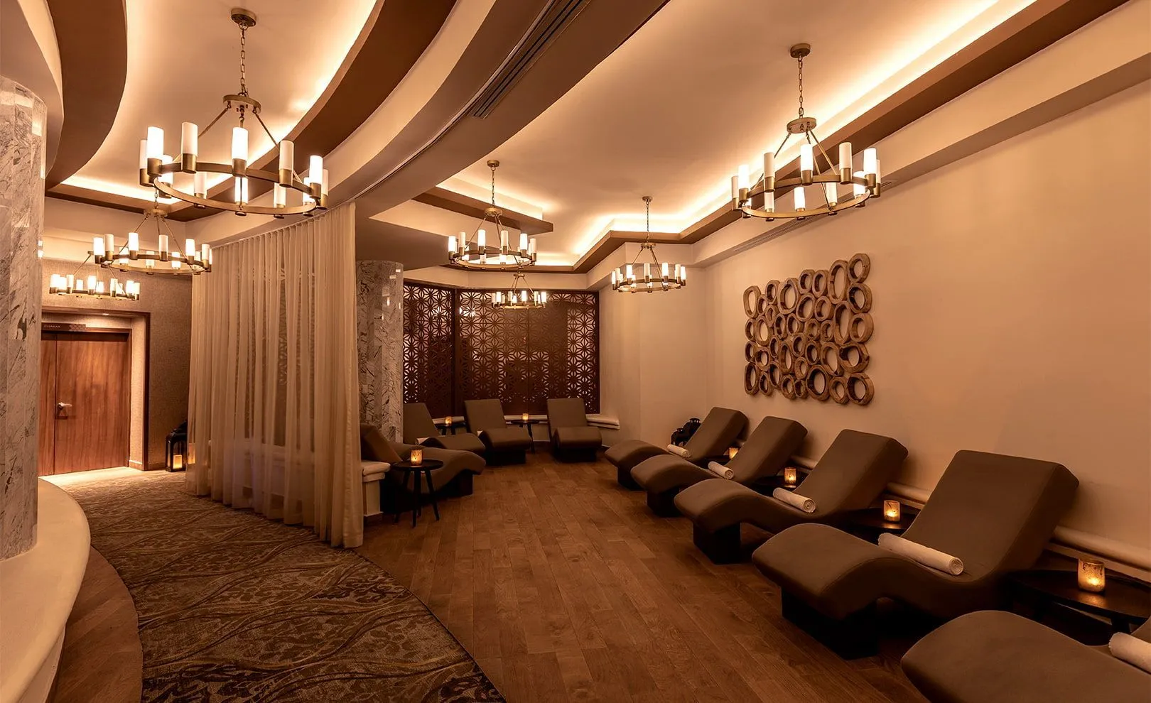 Mô tả: Thi công spa Đông Y Đà Nẵng với không gian thư giãn, đậm chất Á Đông. Giới thiệu về dịch vụ thi công spa Đông Y tại Đà Nẵng