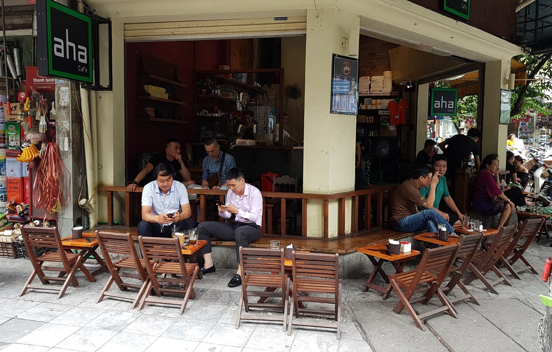 Thiết Kế Quán Cafe Cóc Quảng Nam 2025 – Xu Hướng Mới Cho Không Gian Kinh Doanh Bình Dân Hiện Đại 2 thiết kế quán cafe cóc Quảng Nam