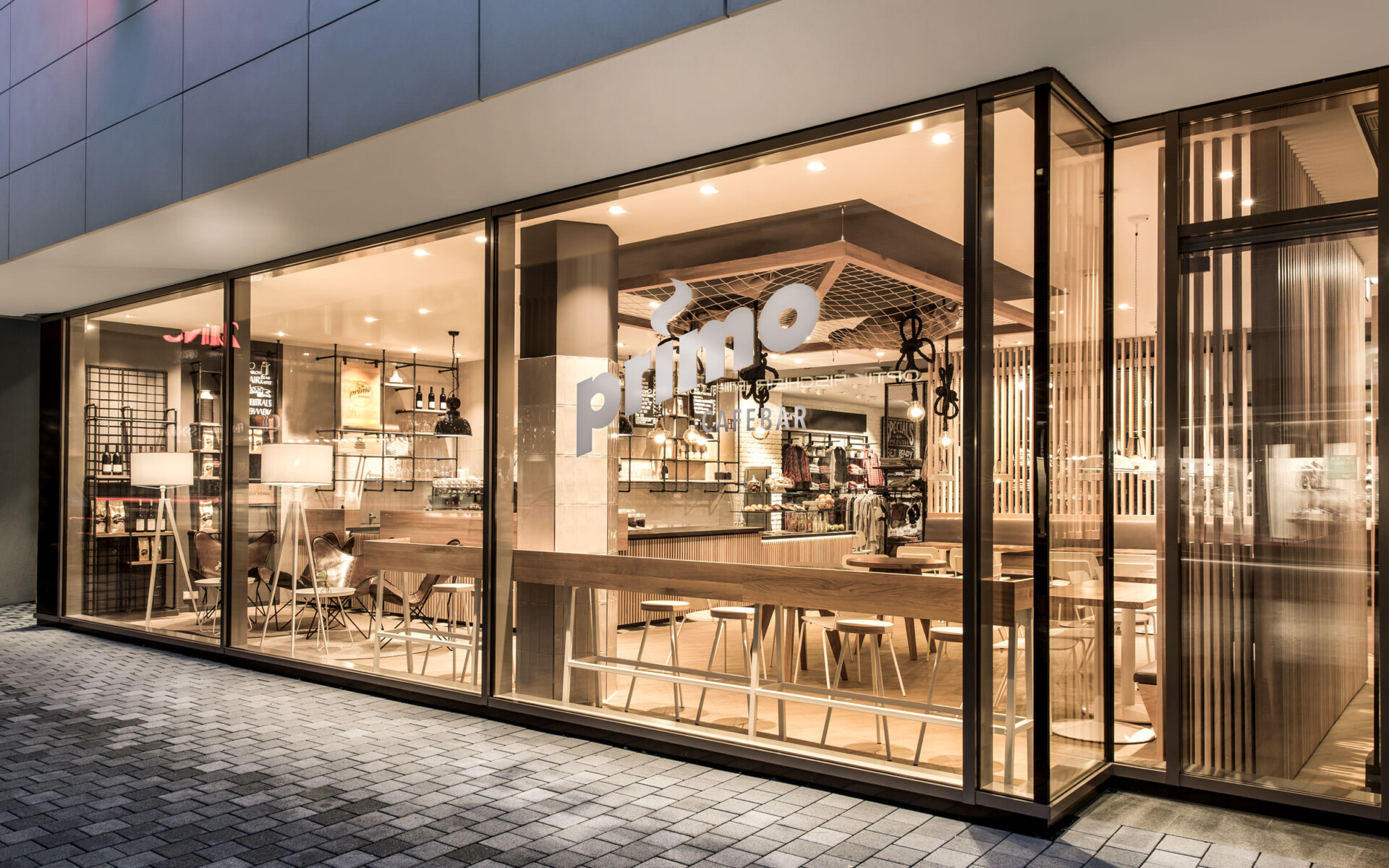 Xu hướng thiết kế và thi công quán cafe Hà Nội nổi bật năm 2025 – Điểm chạm sáng tạo cho không gian hiện đại 4 Thiết kế và thi công quán cafe Hà Nội