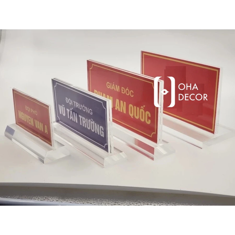 In trên mica biển bảng