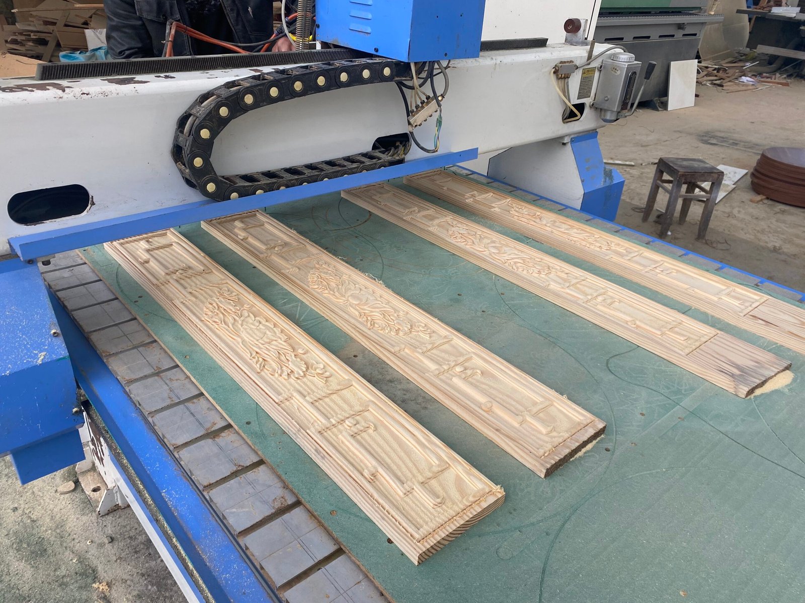 Khắc Gỗ CNC Theo Yêu Cầu Đà Nẵng 2025: Cá Nhân Hóa Không Gian Sống