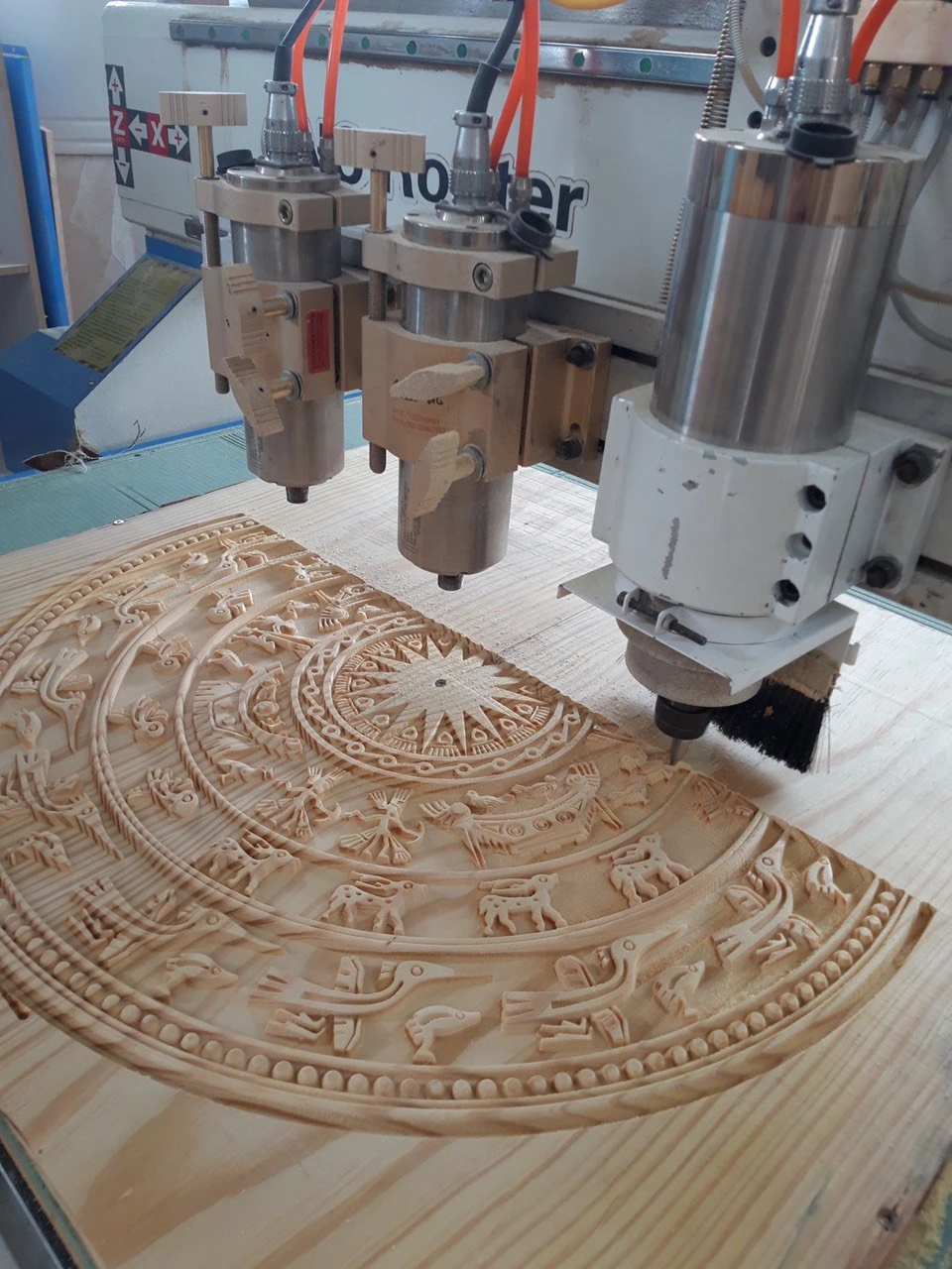 Khắc Gỗ CNC Theo Yêu Cầu Đà Nẵng 2025: Cá Nhân Hóa Không Gian Sống