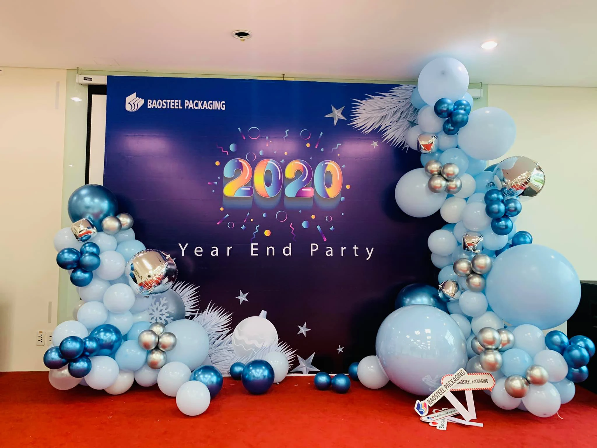 Trang Trí Event Tiệc Cuối Năm Đà Nẵng 2025: Sang Trọng, Ấn Tượng