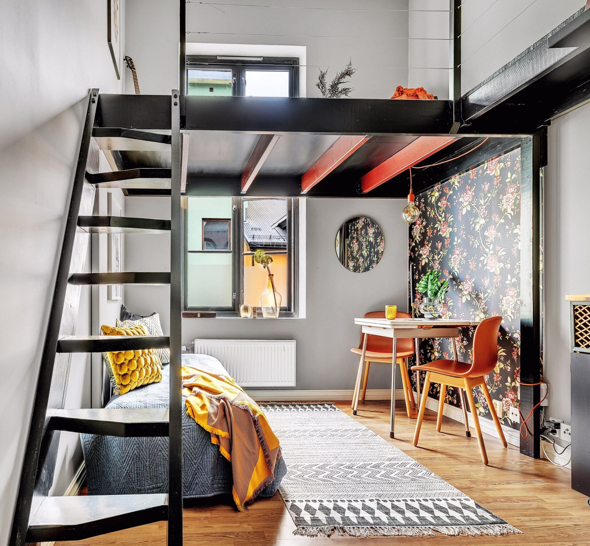 Thi công gác lửng phòng trọ Quảng Bình năm 2025