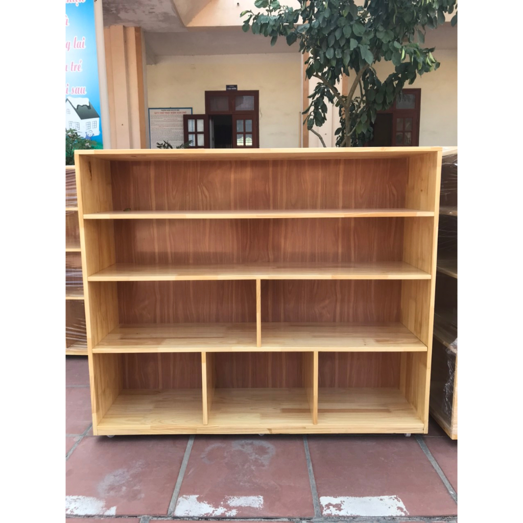 Thi Công Kệ Gỗ TP. Hồ Chí Minh 2026 Theo Yêu Cầu