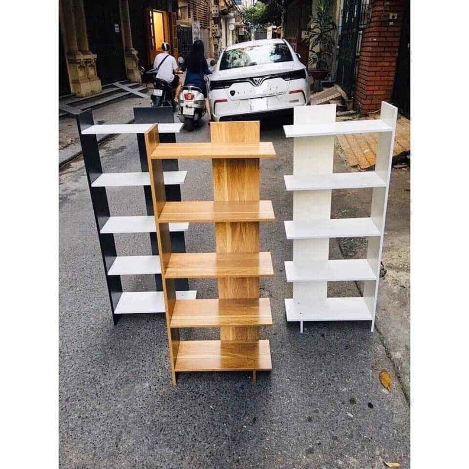 Thi Công Kệ Gỗ TP. Hồ Chí Minh 2026 Theo Yêu Cầu