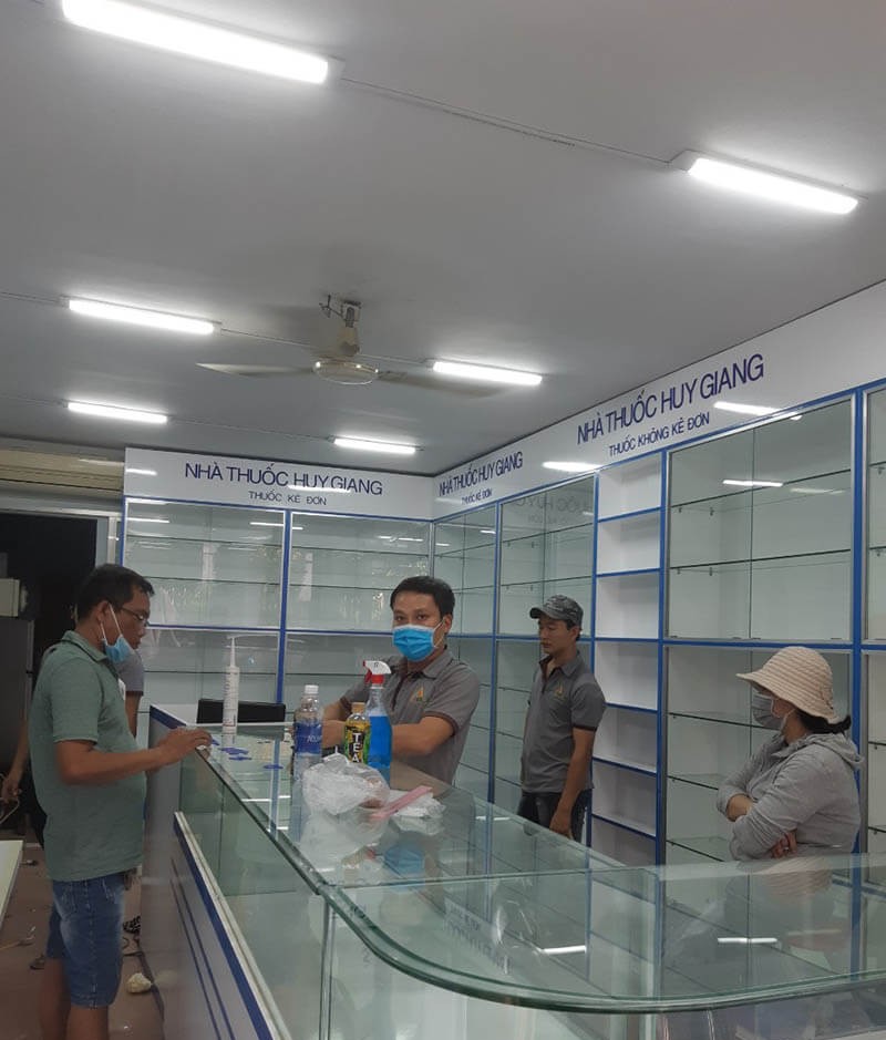 Mô tả: Oha Decor với đội ngũ chuyên gia GPP và hàng trăm nhà thuốc đã bàn giao thành công tại miền Trung Thi Công Nhà Thuốc Quảng Bình 2026 Chuẩn GPP