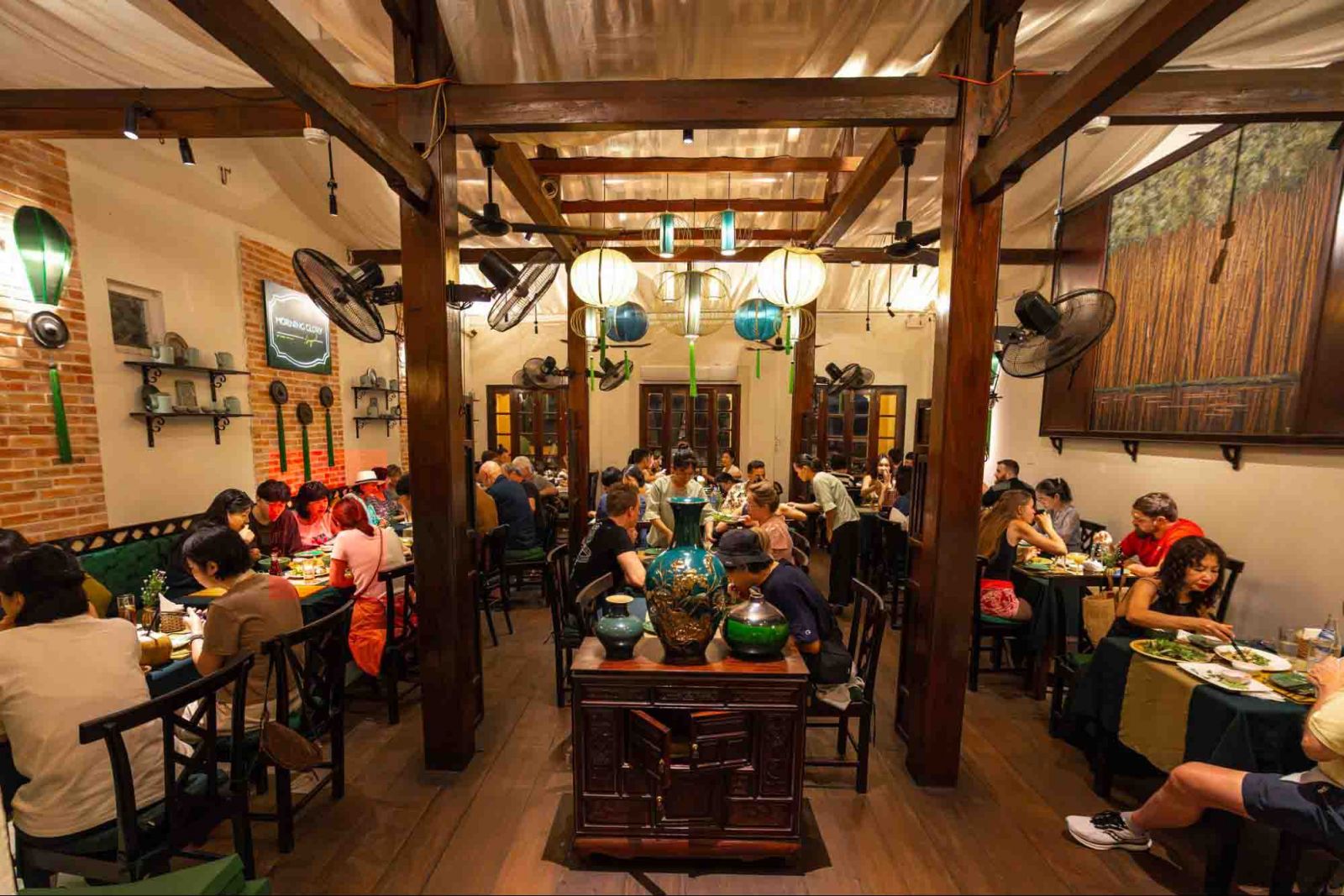 Thiết kế thi công quán ăn nhỏ trọn gói Quảng Ngãi