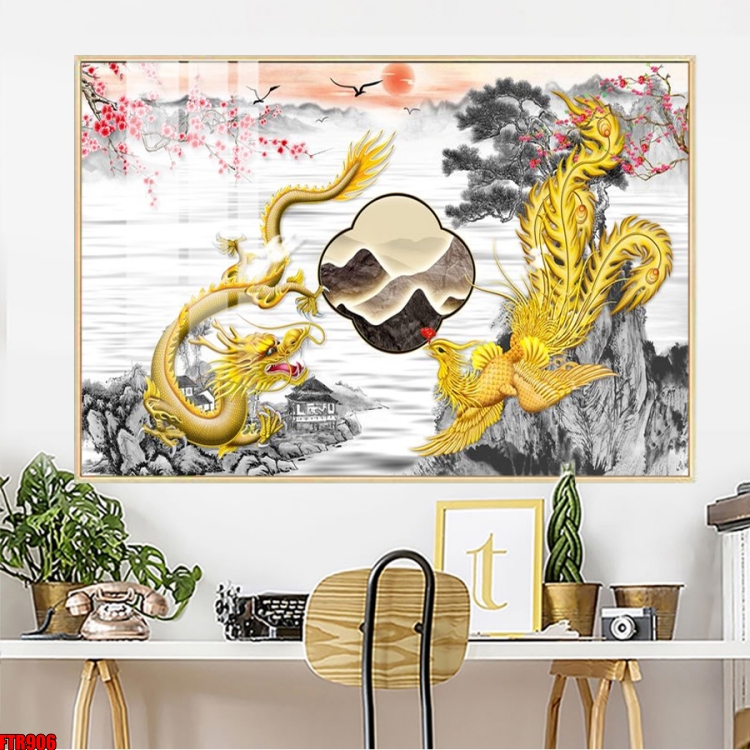 tranh tráng gương rồng vàng treo phòng khách Hội An