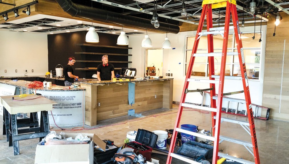 thiet-ke-thi-cong-quan-cafe-24/7-quang-binh