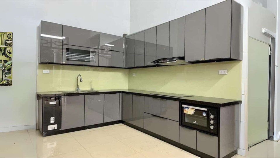 tủ bếp bằng nhôm