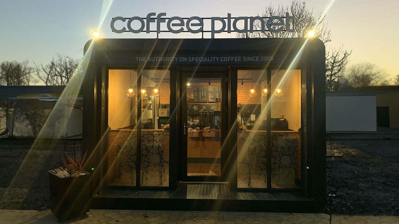 nha-thep-tien-che-quan-cafe-ha-noi