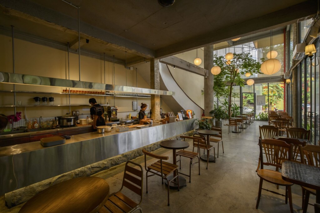 Thi công nội thất quán cà phê HCM chuyên nghiệp, tiêu chuẩn 2026 2 Thi công nội thất quán cà phê HCM