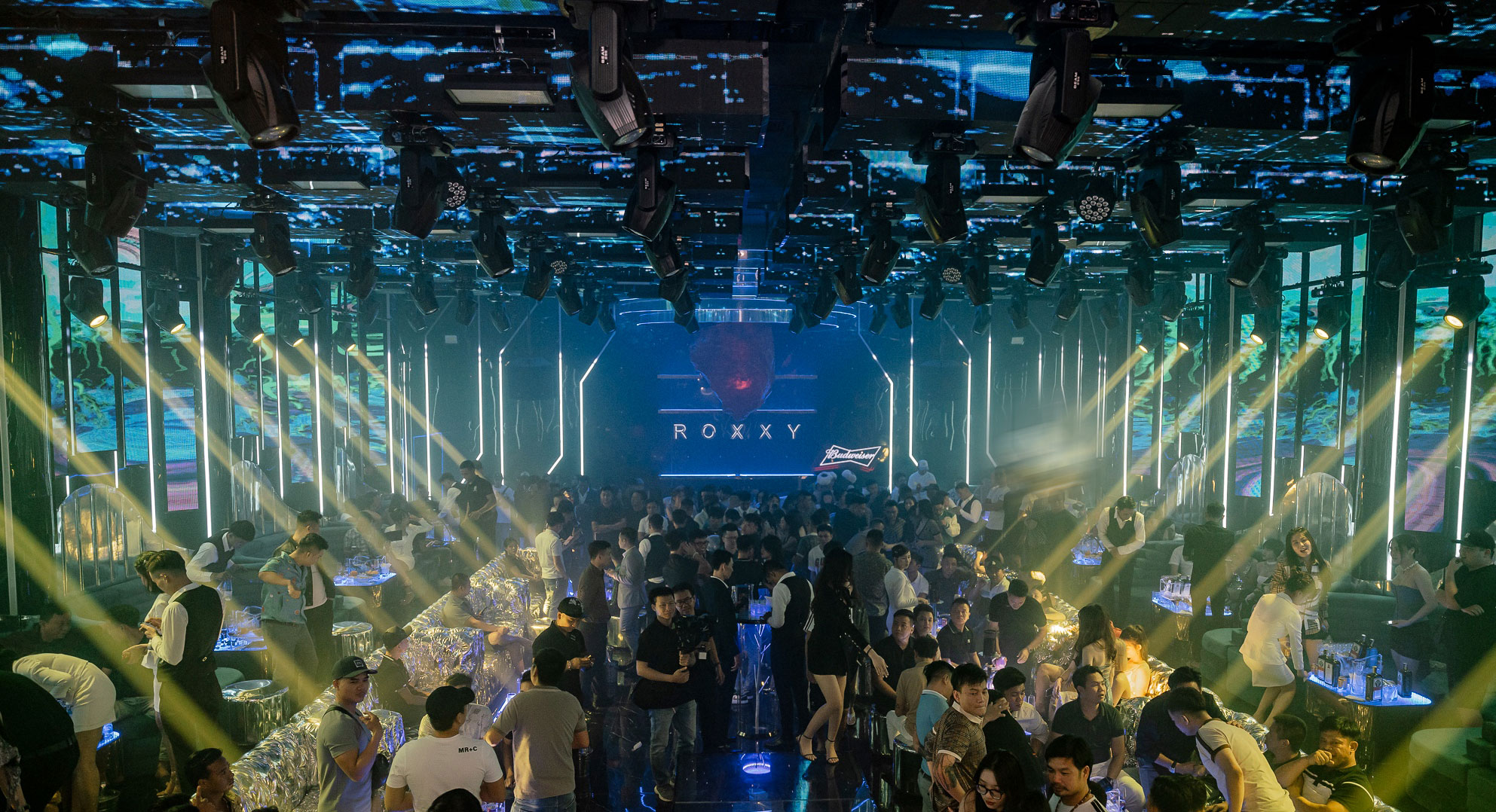 Thiết kế thi công quán bar Huế không gian tổng thể