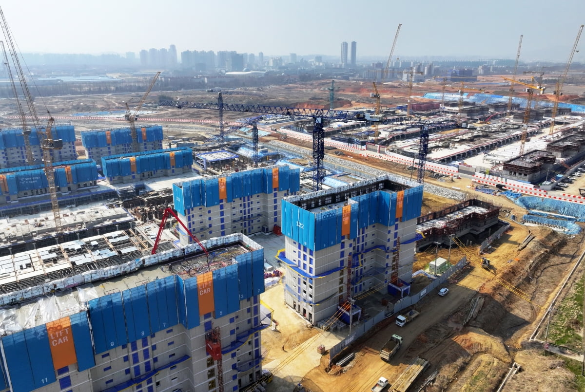 thi-cong-can-ho-chung-cu-da-nang-uy-tin