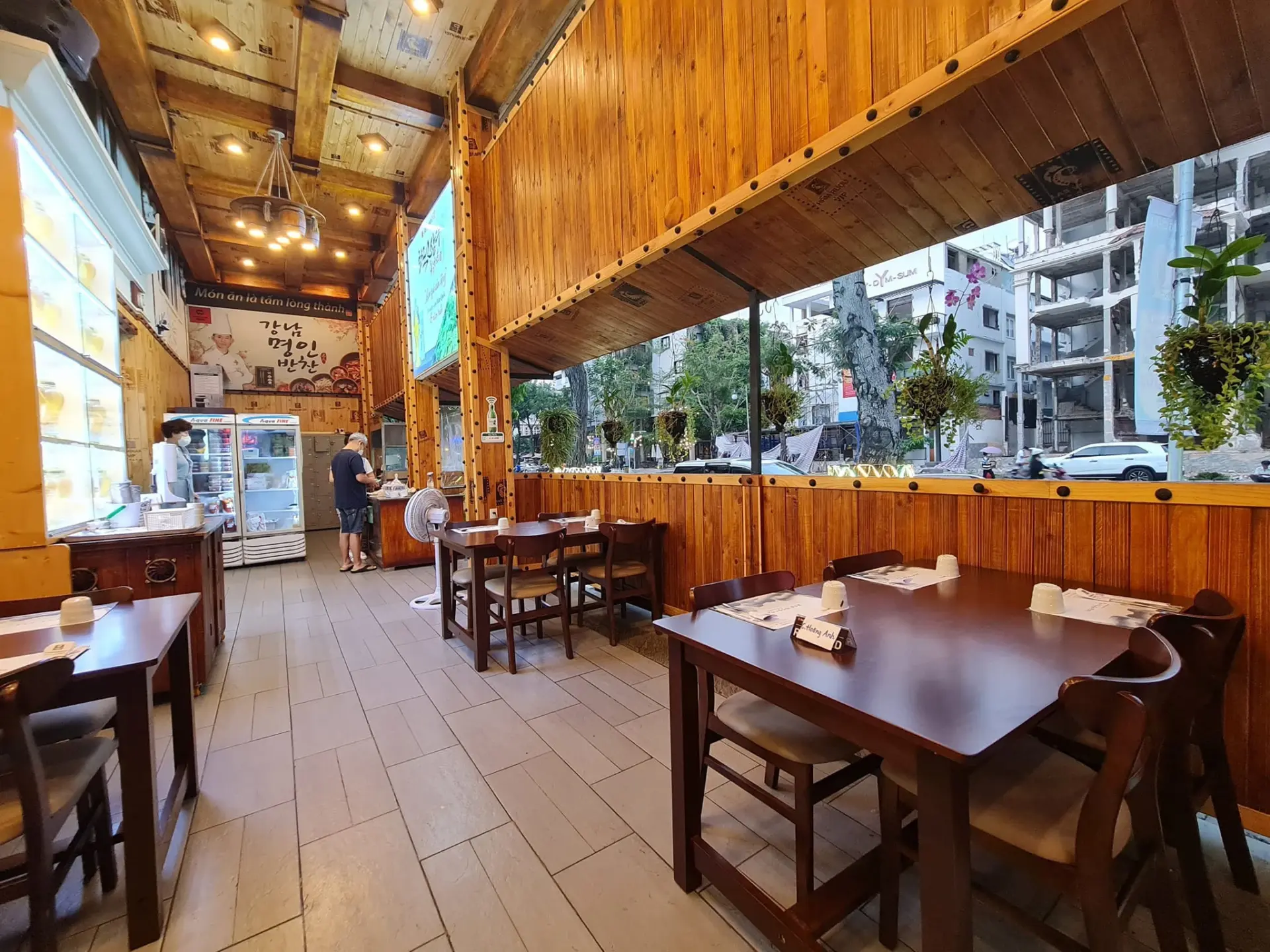 Thi Công Thiết Kế Quán Ăn Ở Đà Nẵng Không Gian Ấn Tượng Thu Hút Khách Hàng 3 Thi công thiết kế quán ăn ở Đà Nẵng