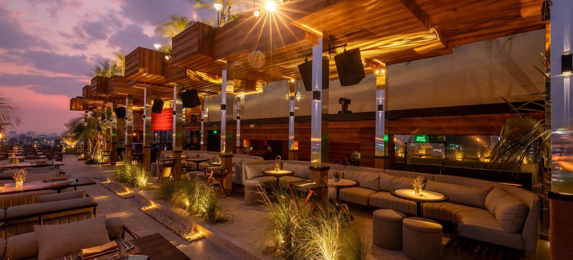 Thi công trọn gói nhà hàng Đà Nẵng