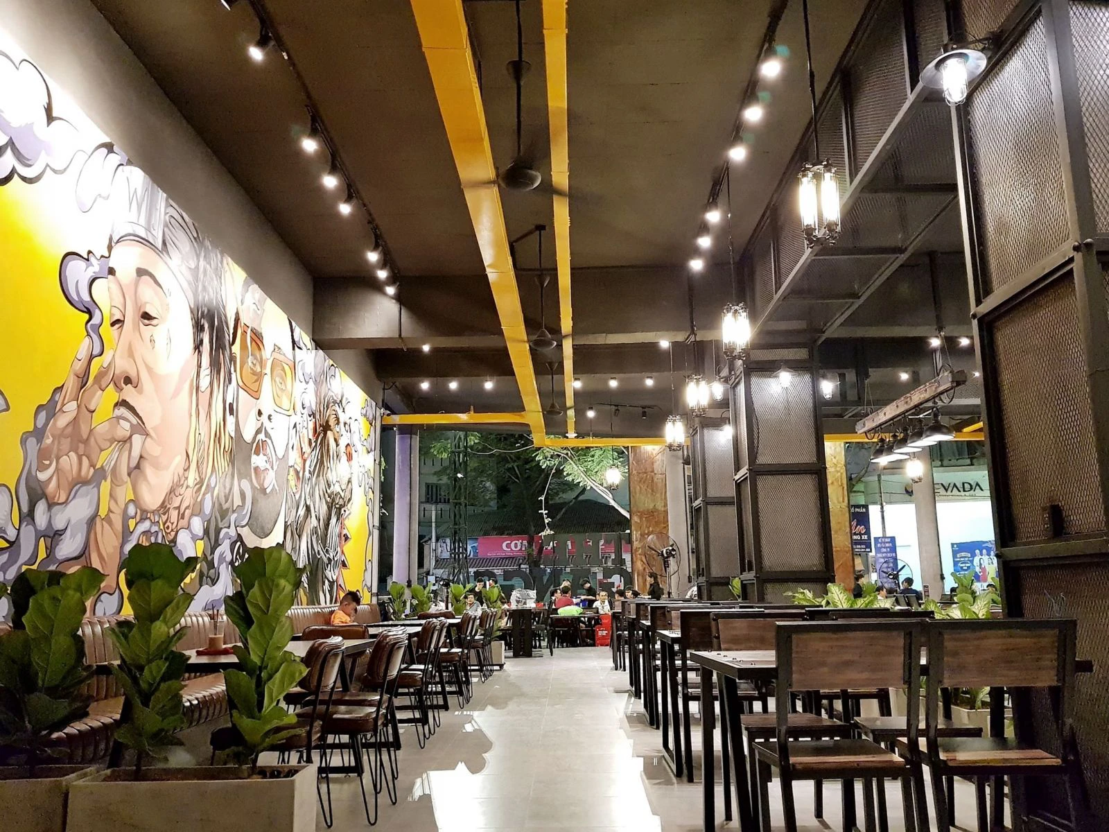 thi công trọn gói quán ăn uy tín