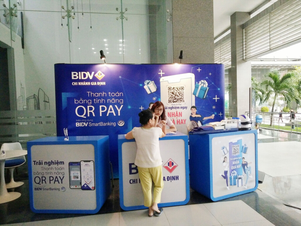 Thiết kế thi công booth sự kiện Đà Nẵng chuyên nghiệp – Giải pháp thu hút 200% khách hàng 2 thiết kế thi công booth sự kiện Đà Nẵng