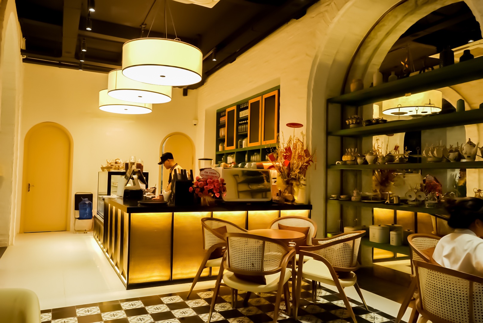 Thiết kế thi công quán Coffee theo yêu cầu Quảng Bình | Không gian đẹp kinh doanh hiệu quả 3 hiết kế thi công quán Coffee theo yêu cầu Quảng Bình