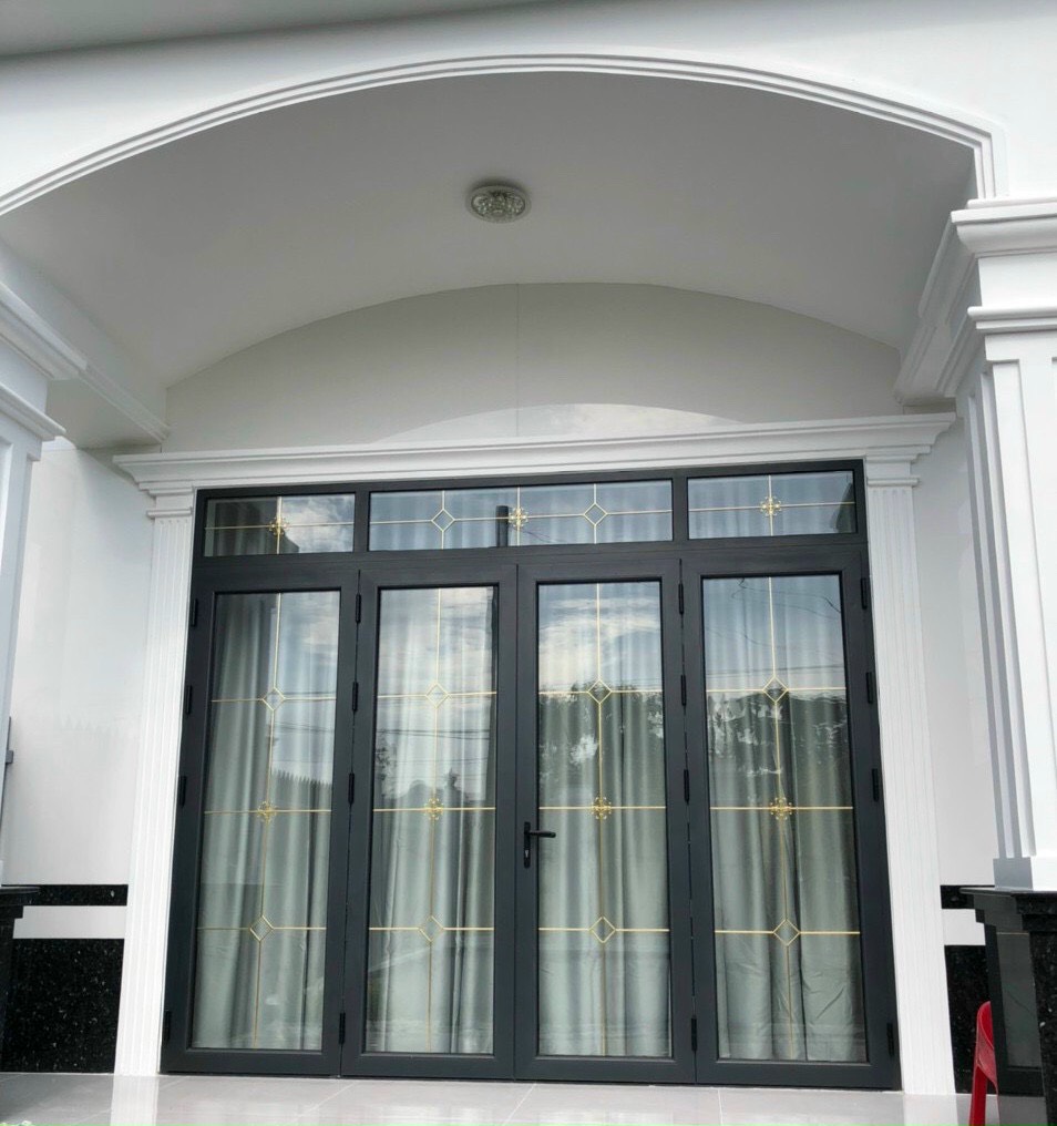 Cửa nhôm kính Xingfa và cửa nhôm thông thường