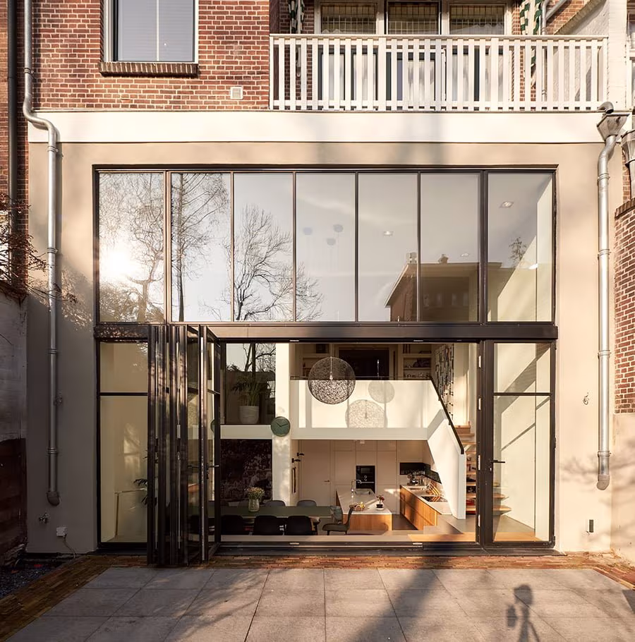 Cửa nhôm kính Xingfa và cửa nhôm thông thường